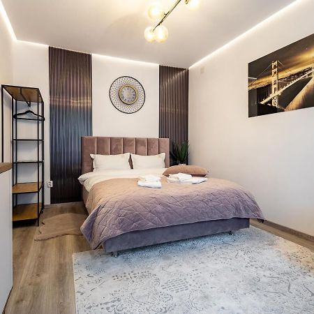 Lola'S Studio Брашов Экстерьер фото
