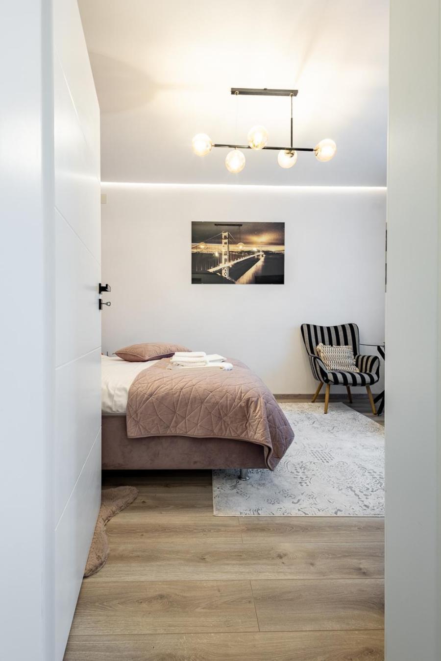 Lola'S Studio Брашов Экстерьер фото